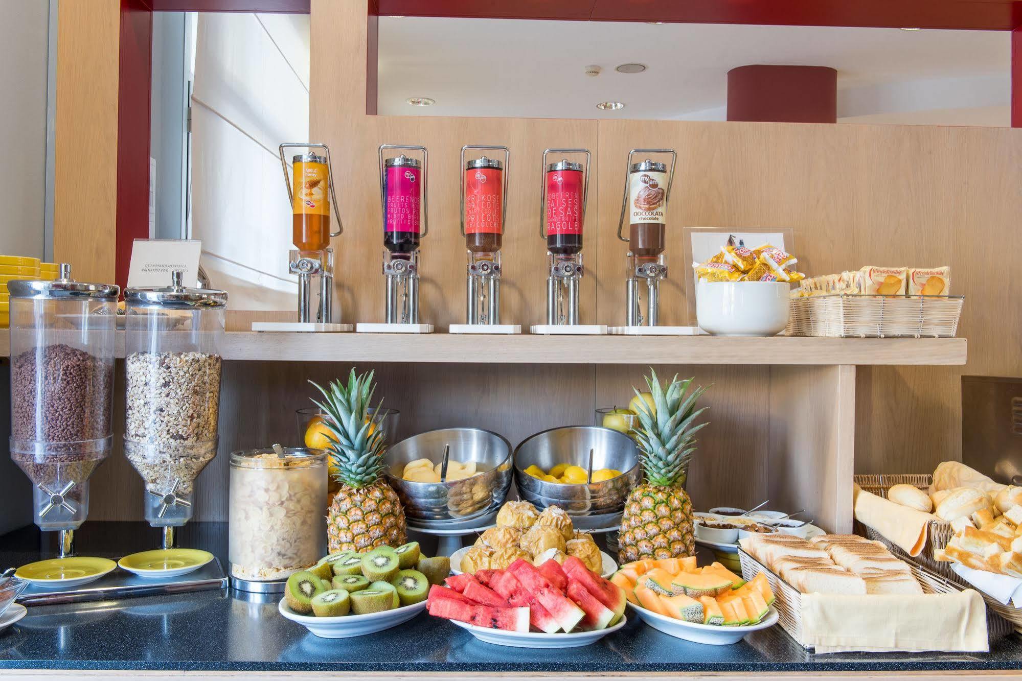 Idea Hotel Torino Mirafiori Zewnętrze zdjęcie