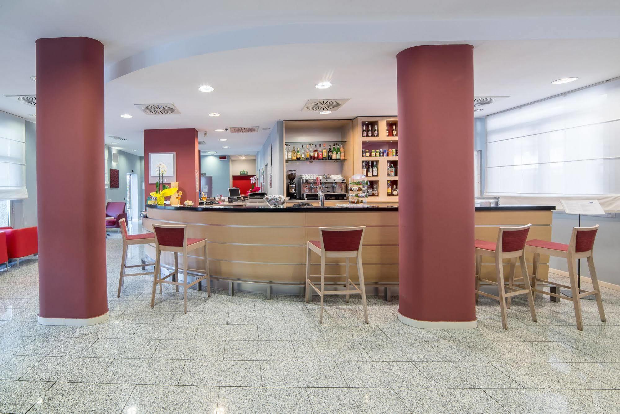 Idea Hotel Torino Mirafiori Zewnętrze zdjęcie
